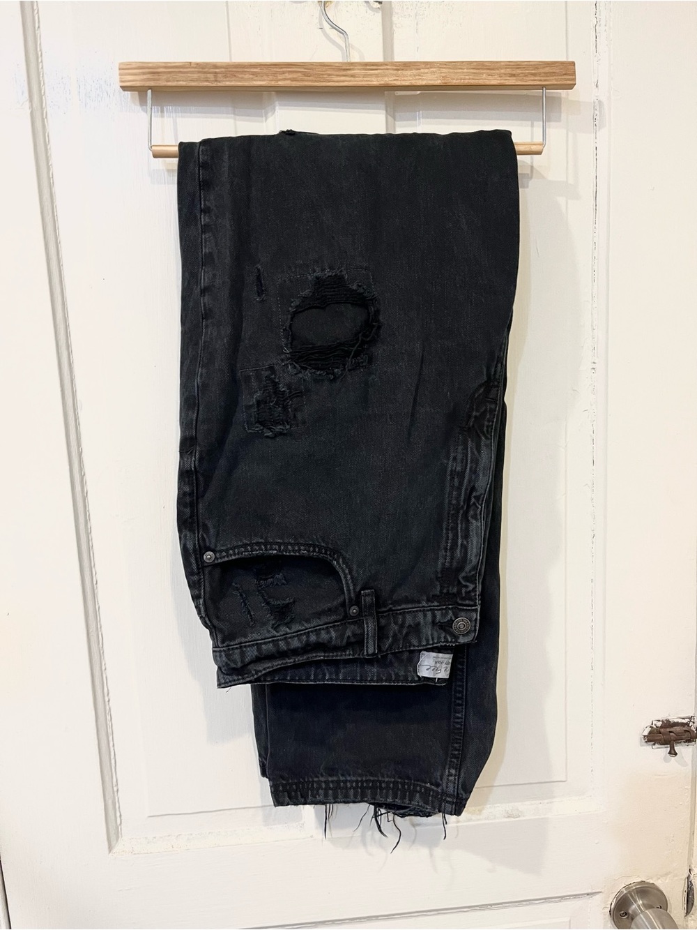We The Free Women’s Straight Leg Jeans - Distressed Washed Black
